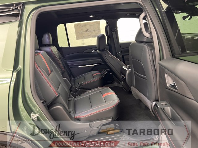 New 2027 Chevrolet Traverse RS w/ LPO, Floor Liner Package FWD image 37