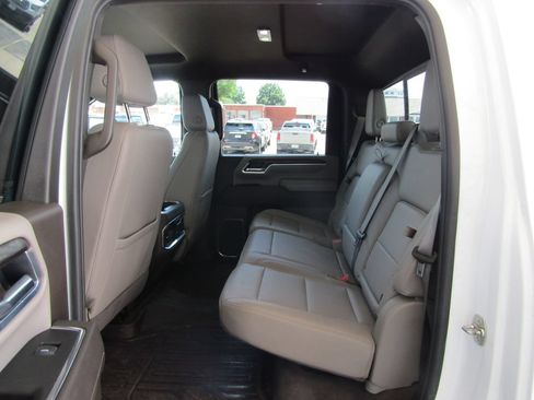 Used 2025 GMC Sierra 2500 SLT w/ SLT Convenience Package AWD/4WD image 38