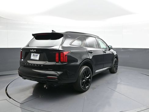 Used 2022 Kia Sorento SX AWD/4WD image 6