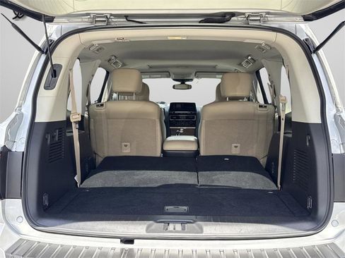 Certified 2021 Nissan Armada SL w/ Captain's Chairs Package image 21