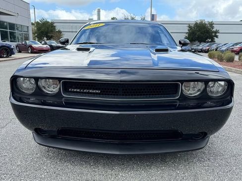 Used 2011 Dodge Challenger image 17