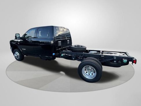 New 2025 RAM 3500 Big Horn image 5