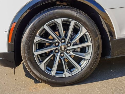 Certified 2024 Cadillac Lyriq Sport RWD image 7