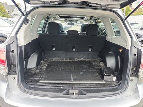 Used 2017 Subaru Forester 2.5i Premium image 28