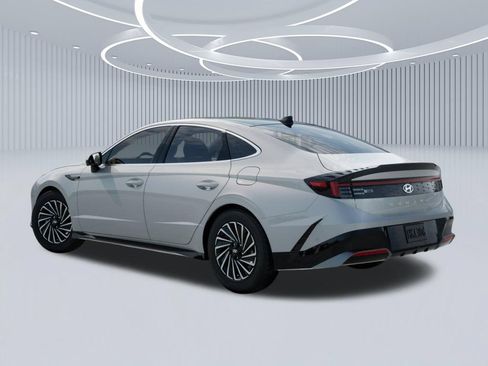 New 2026 Hyundai Sonata Limited FWD image 5