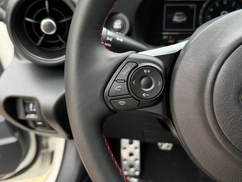 Used 2025 Subaru BRZ Limited RWD image 15