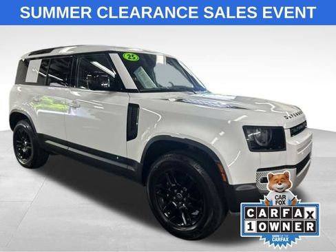 Used 2025 Land Rover Defender 110 S AWD/4WD image 7
