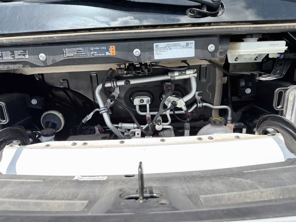 Used 2024 Chevrolet Brightdrop 600 w/ Commercial Equipment Package AWD/4WD image 34