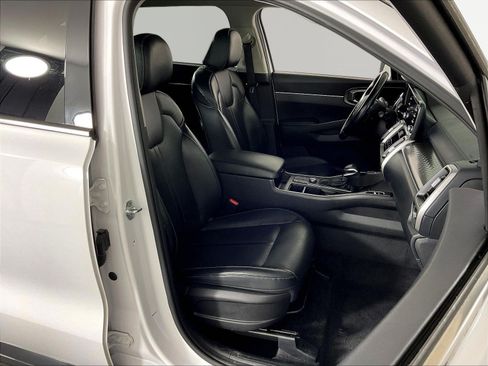 Used 2021 Kia Sorento S FWD image 29