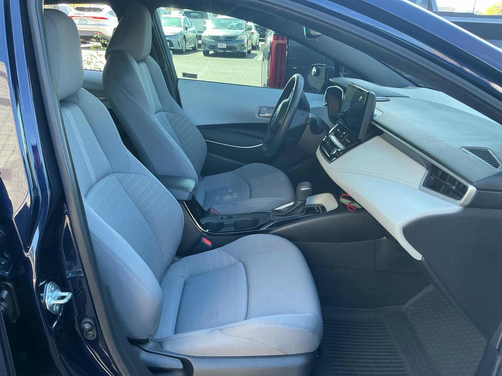 Certified 2025 Toyota Corolla SE FWD image 19