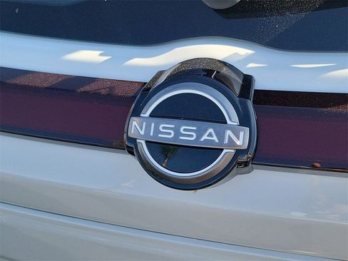 Used 2024 Nissan Kicks SR w/ SR Premium Package image 26