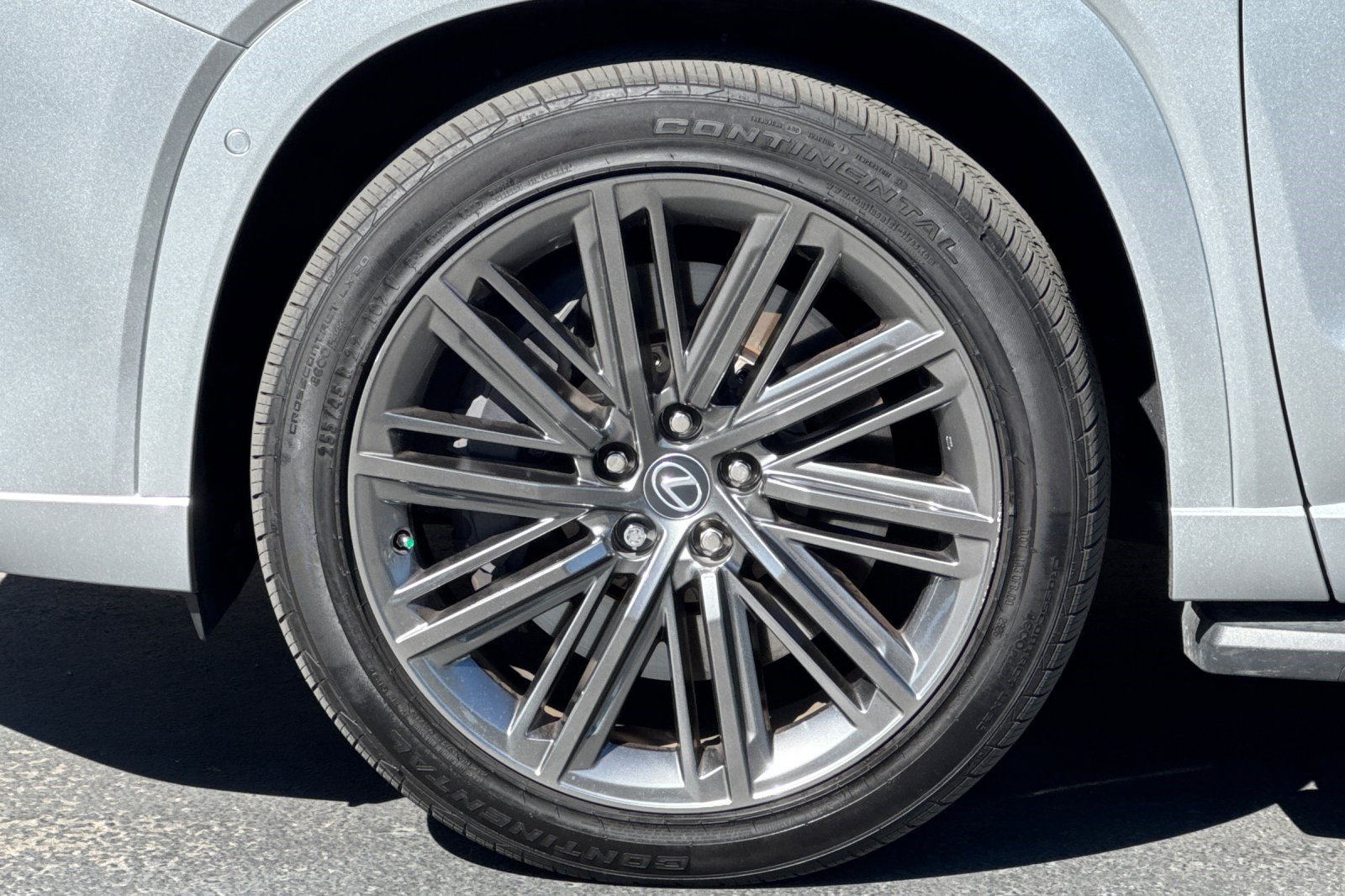 Certified 2025 Lexus TX 550h AWD Plug-In Hybrid w/ Technology Package image 39