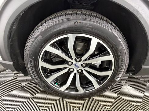 Used 2025 Ford Explorer ST-Line image 12