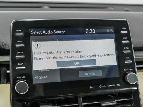 Used 2019 Toyota Avalon XLE w/ Moonroof Package FWD image 31