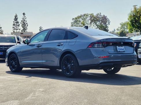 Used 2025 Honda Accord SE image 2