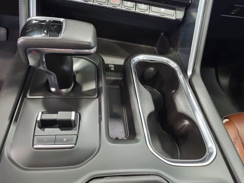Used 2022 GMC Sierra 1500 Denali Ultimate AWD/4WD image 27