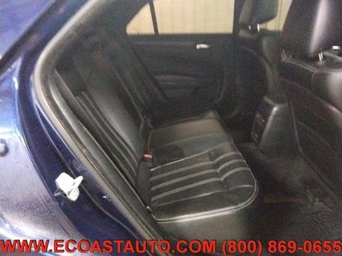 Used 2015 Chrysler 300 S RWD image 15