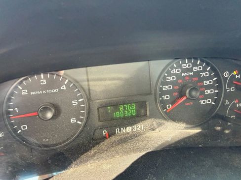 Used 2006 Ford F350 2WD Regular Cab DRW Super Duty image 11