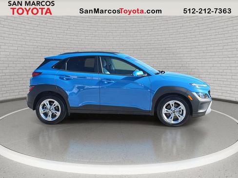 Used 2023 Hyundai Kona SEL w/ Convenience Package image 4