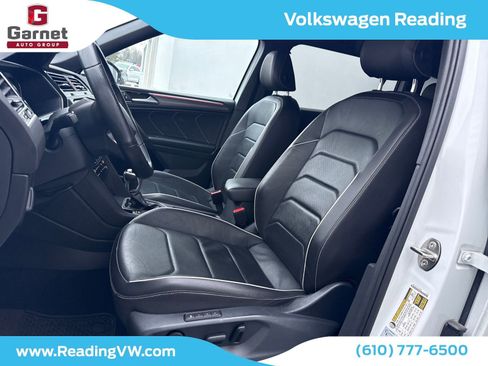 Used 2022 Volkswagen Tiguan SEL R-Line image 9