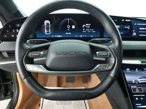 Used 2023 Lucid Air Touring image 12