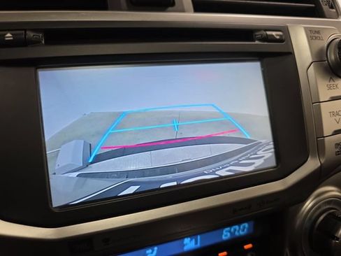 Used 2018 Toyota 4Runner Limited AWD/4WD image 23