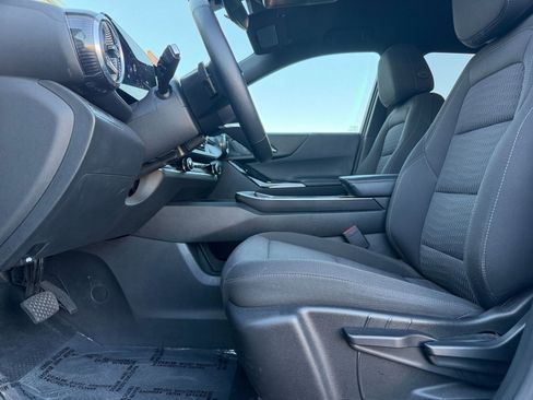 Used 2025 Chevrolet Equinox LT image 27