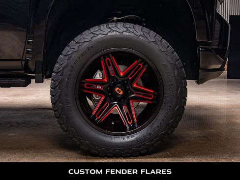 Used 2021 Chevrolet Silverado 1500 LT Trail Boss w/ Convenience Package II image 11