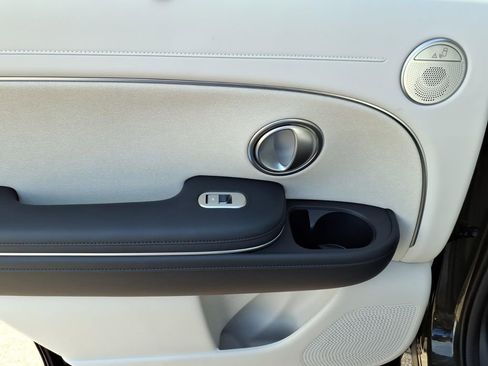 New 2026 Hyundai Palisade Calligraphy FWD image 9