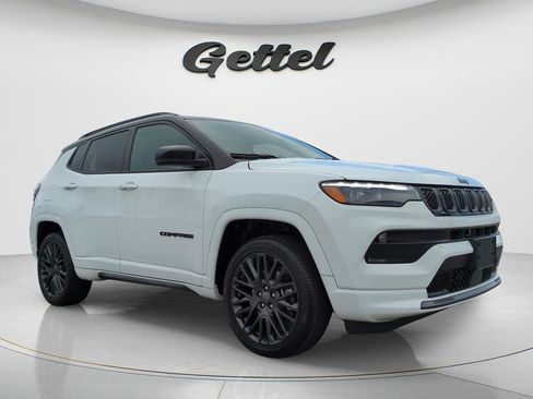 Used 2023 Jeep Compass High Altitude AWD/4WD image 3