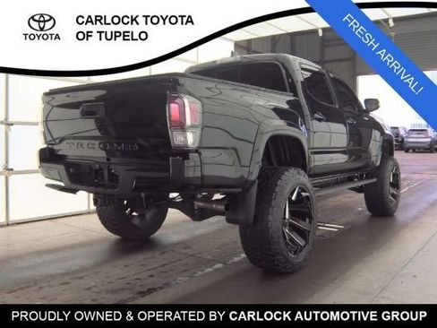 Used 2023 Toyota Tacoma TRD Sport image 4