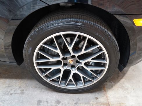 Used 2019 Porsche Macan S image 71