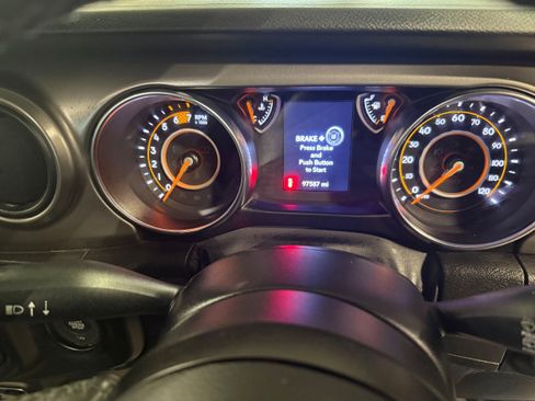 Used 2022 Jeep Wrangler Unlimited Sport w/ Cold Weather Group AWD/4WD image 14