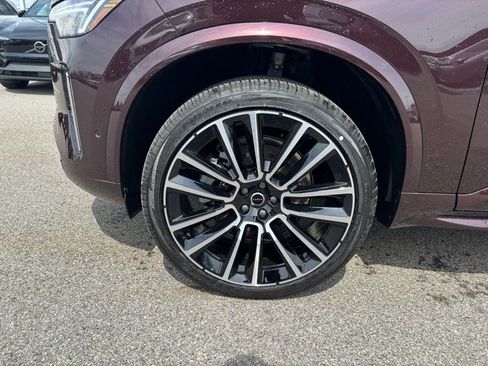 New 2026 Volvo XC90 B6 Plus w/ Protection Package AWD/4WD image 9