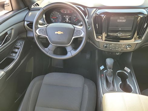 Certified 2023 Chevrolet Traverse LT image 16