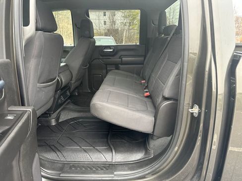 Used 2022 Chevrolet Silverado 2500 LT w/ Snow Plow Prep/Camper Package image 13