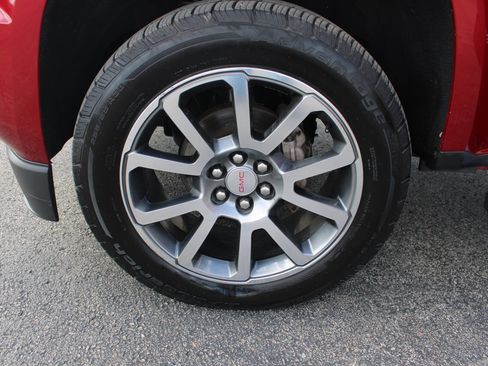 Used 2019 GMC Canyon Denali image 16