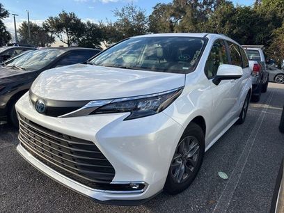 Used 2024 Toyota Sienna XLE