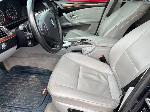 Used 2010 BMW 528i xDrive Sedan image 13