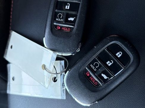 Used 2024 Honda HR-V Sport image 10