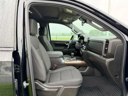 Certified 2024 Chevrolet Silverado 1500 RST w/ Convenience Package II AWD/4WD image 11