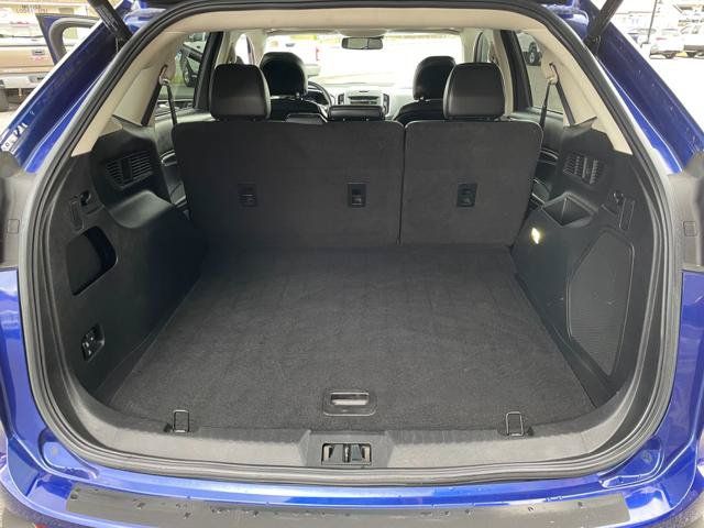 Used 2015 Ford Edge Titanium w/ Equipment Group 302A AWD/4WD image 30