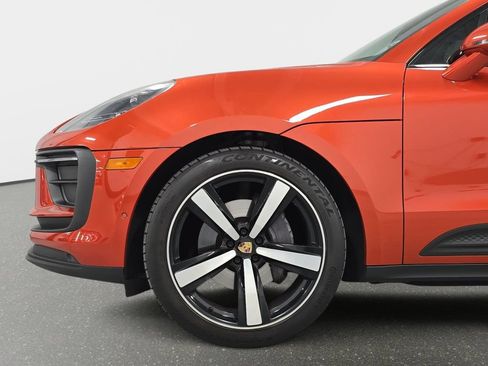Used 2022 Porsche Macan AWD/4WD image 10