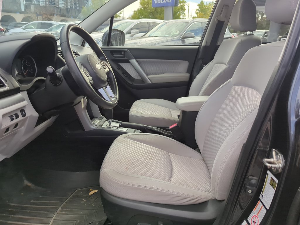 Used 2017 Subaru Forester 2.5i Premium w/ All-Weather Package AWD/4WD image 11