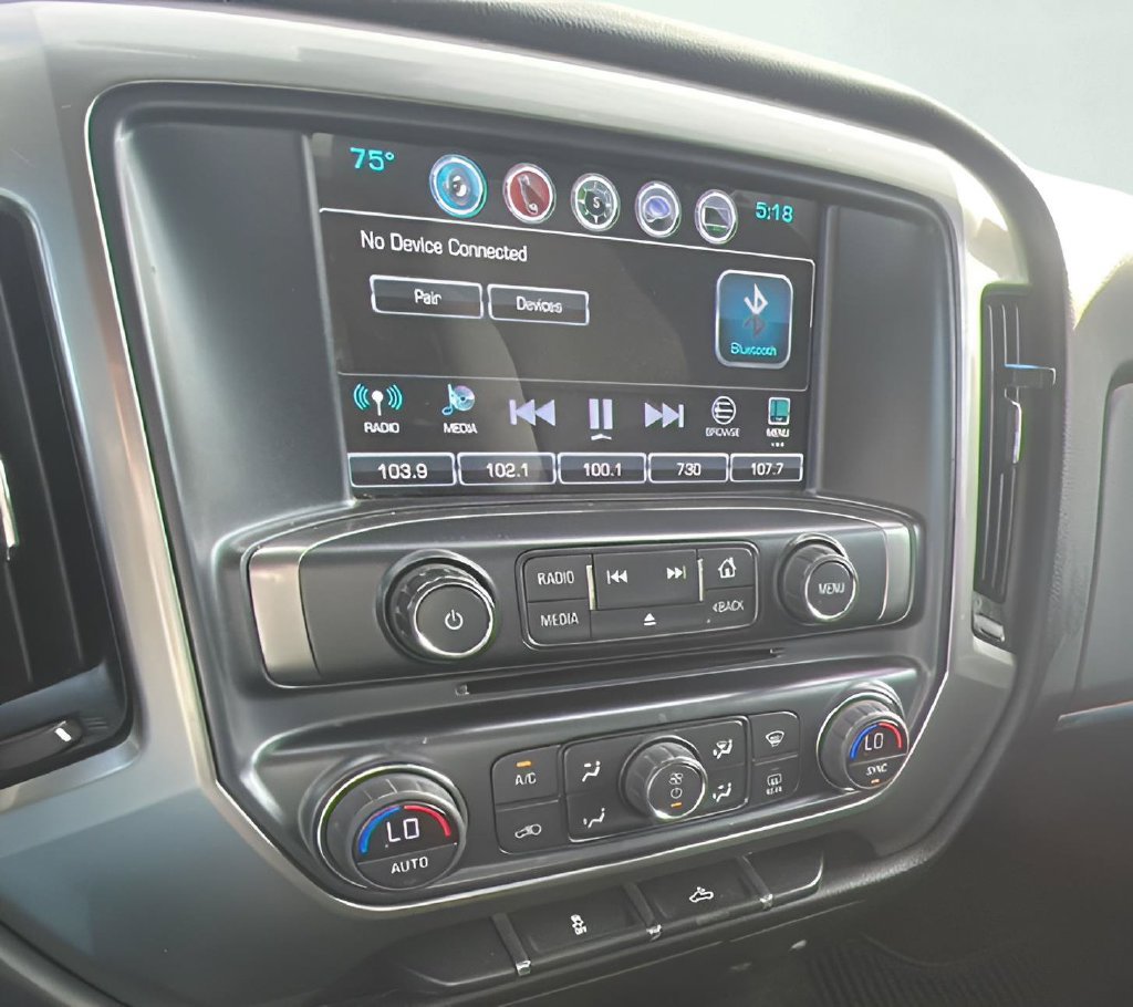 Used 2018 Chevrolet Silverado 1500 LT w/ All Star Edition AWD/4WD image 8