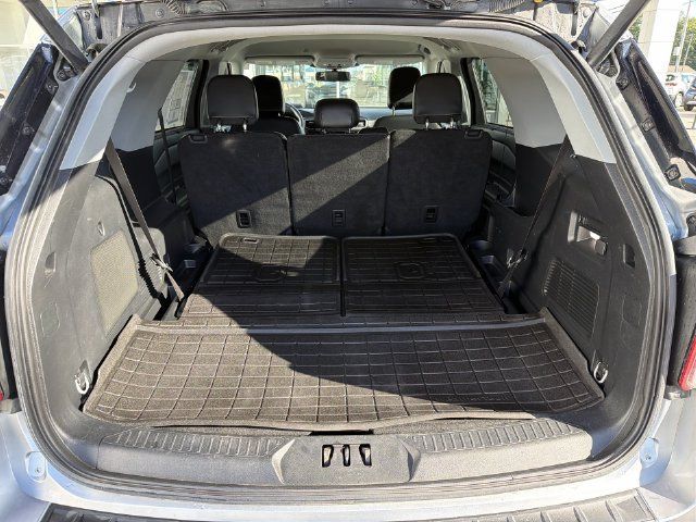 Used 2023 Ford Explorer Limited AWD/4WD image 26
