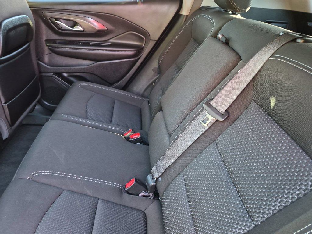 Used 2023 GMC Terrain SLE w/ Driver Convenience Package AWD/4WD image 18