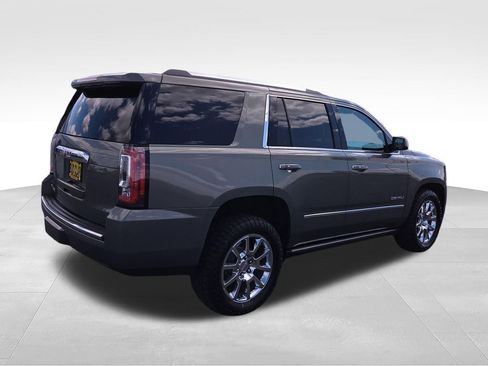 Used 2017 GMC Yukon Denali w/ Open Road Package AWD/4WD image 6