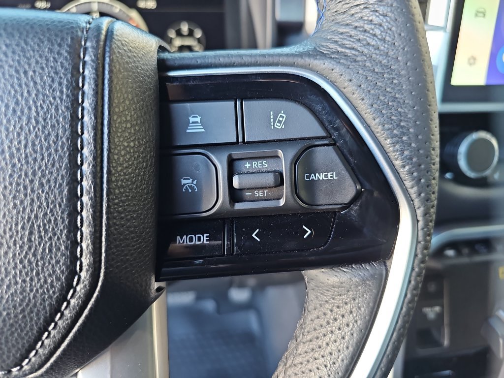 Used 2023 Toyota Tundra Platinum AWD/4WD image 12
