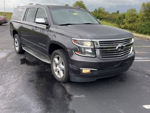 Used 2016 Chevrolet Suburban LTZ image 8